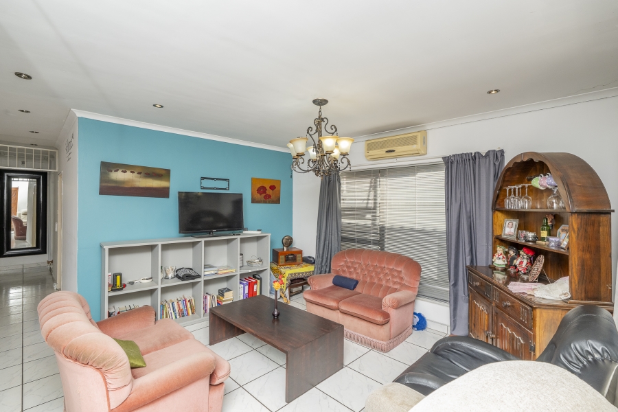 3 Bedroom Property for Sale in Protea Heights Western Cape